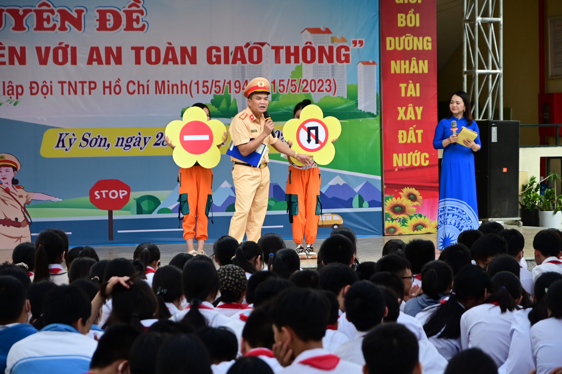 Tổ chức 50 buổi tuyên truyền về trật tự an toàn giao thông tại các trường học